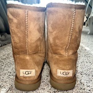 Classic Short ll Ugg Boots